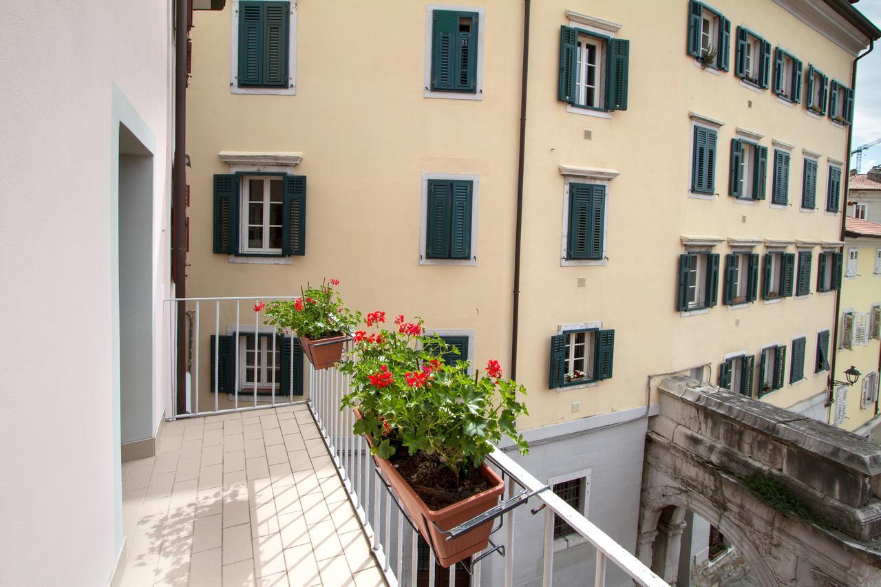 Hotel All'Arco Triest Exterior foto